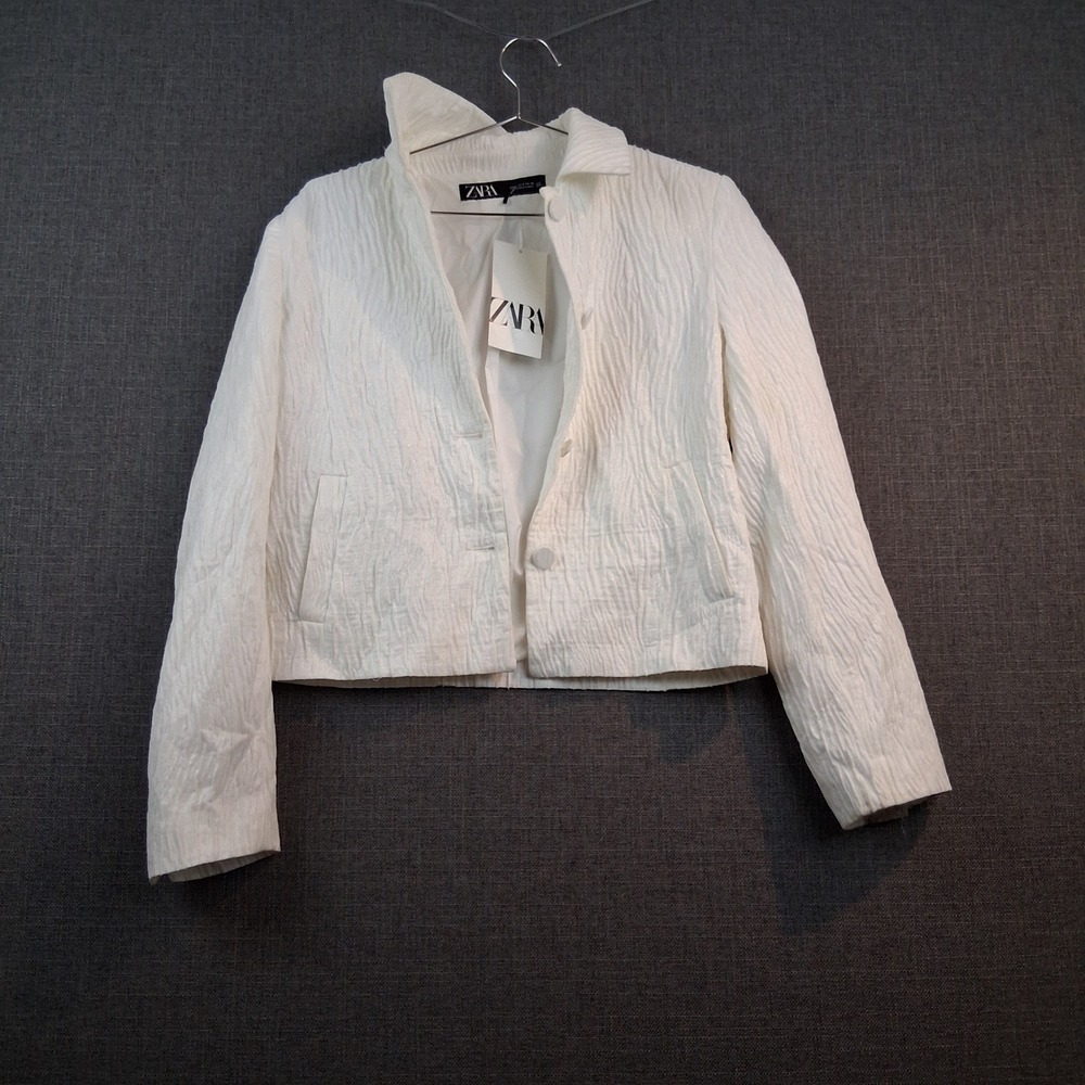Zara White Textured Shimmer Cropped Jacket Button Front Collared Small NWT